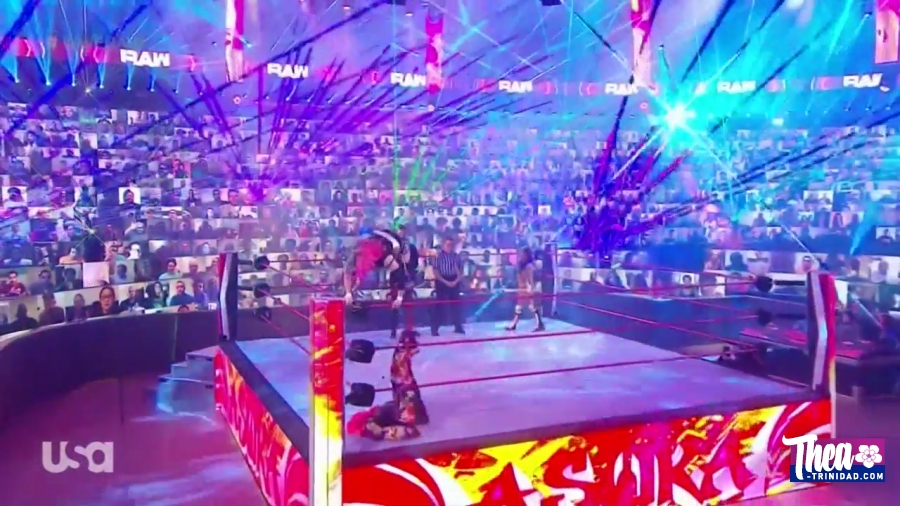 WWE_Monday_Night_Raw_2020_09_28_720p_HDTV_x264-NWCHD_mp40180.jpg