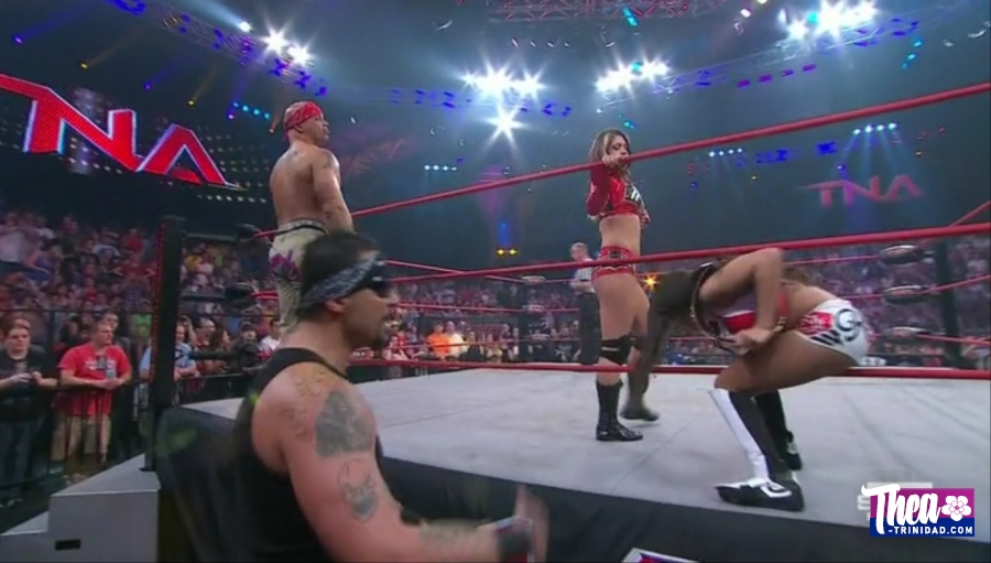 TNA_iMPACT_2011_04_21_HDTV_x264-RUDOS_mp4_002126691.jpg